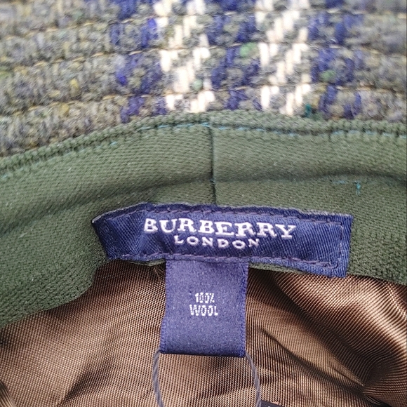 BURBERRY LONDON Check Patterned Wool Bucket Hat - Picture 7 of 10